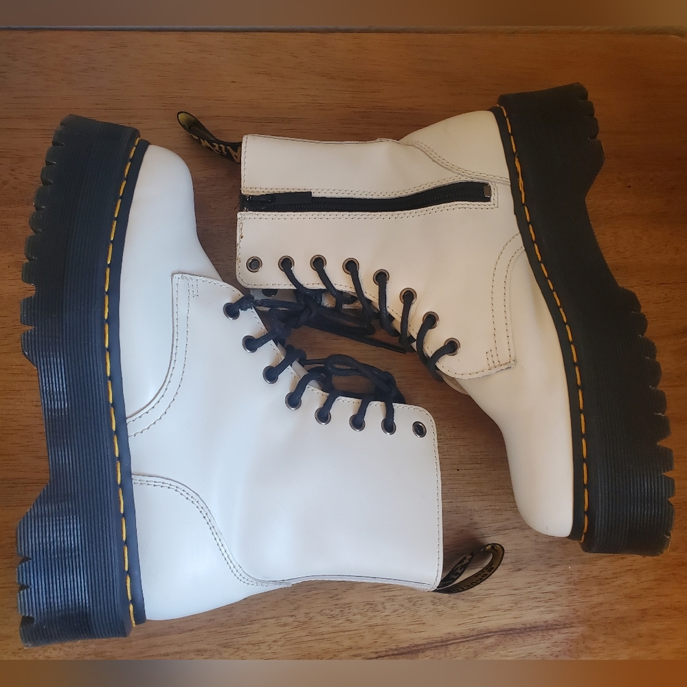 Dr Martens Jadon Platform White Polished Smooth Leather Mens 7 Womens 8 - Picture 2 of 11